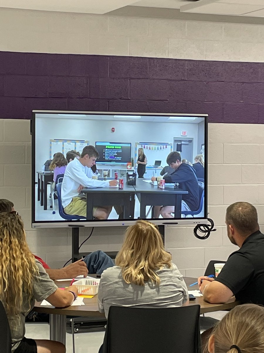 Hopperj1982's tweet photo. Mrs. Yates leading the faculty in ways to increase student engagement! #compliancevsengagement #MilanLife #BeattheOdds @MilanHSOfficial @MSSD_Director @MSSD_TN https://t.co/K187KpyrTl