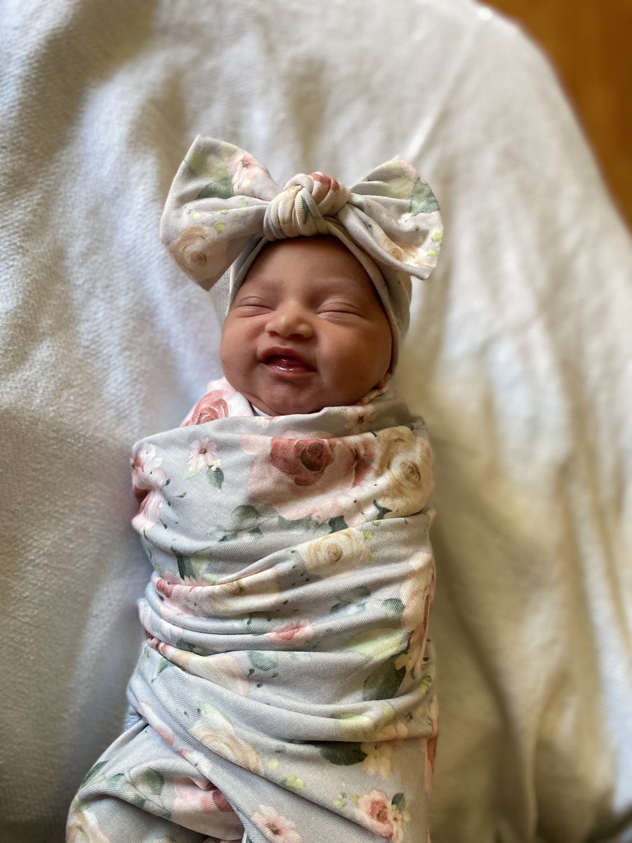 Kennabenna_'s tweet photo. i make some beautiful ass babies 😍🥰 https://t.co/W5R49EG0fO