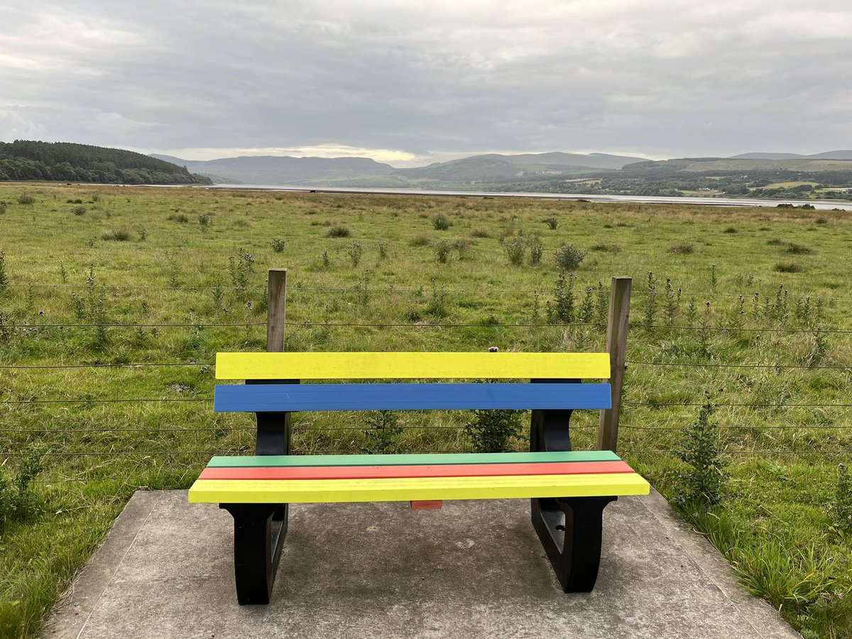 CeolMorLodges's tweet photo. Where is it? #bench #onitsown https://t.co/Ff3JDr8fgB