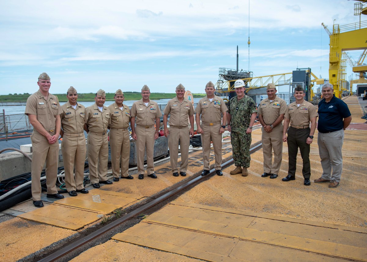 Partner navies in the Diesel Electric Submarine Initiative (DESI), visited @NSB_KingsBay and toured USS Alaska (SSBN 732). DESI is a program designed to train crews and test capabilities in Anti-Submarine Warfare between nuclear-powered and diesel-electric submarines.