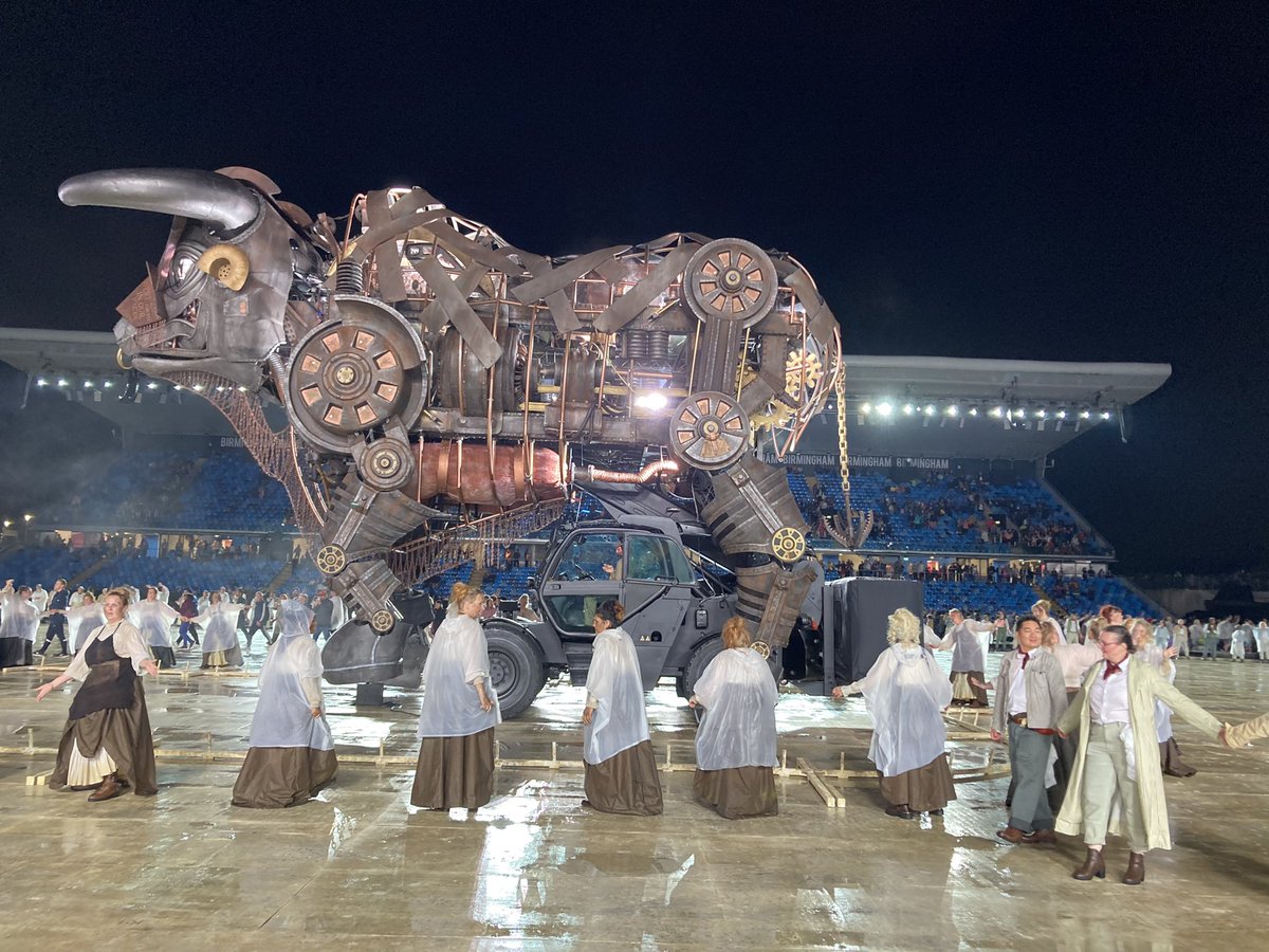 Great to see the bull at #CommonwealthGames2022 - I may have had a sneak preview…yes was (very) wet at dress rehearsal other day.