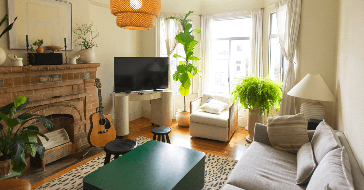 _KatrinaThomas's tweet photo. Simplify the process of buying #homeowners #insurance online with help from this article.  https://t.co/PKRj1yS4aL https://t.co/XnuZP3R4m6