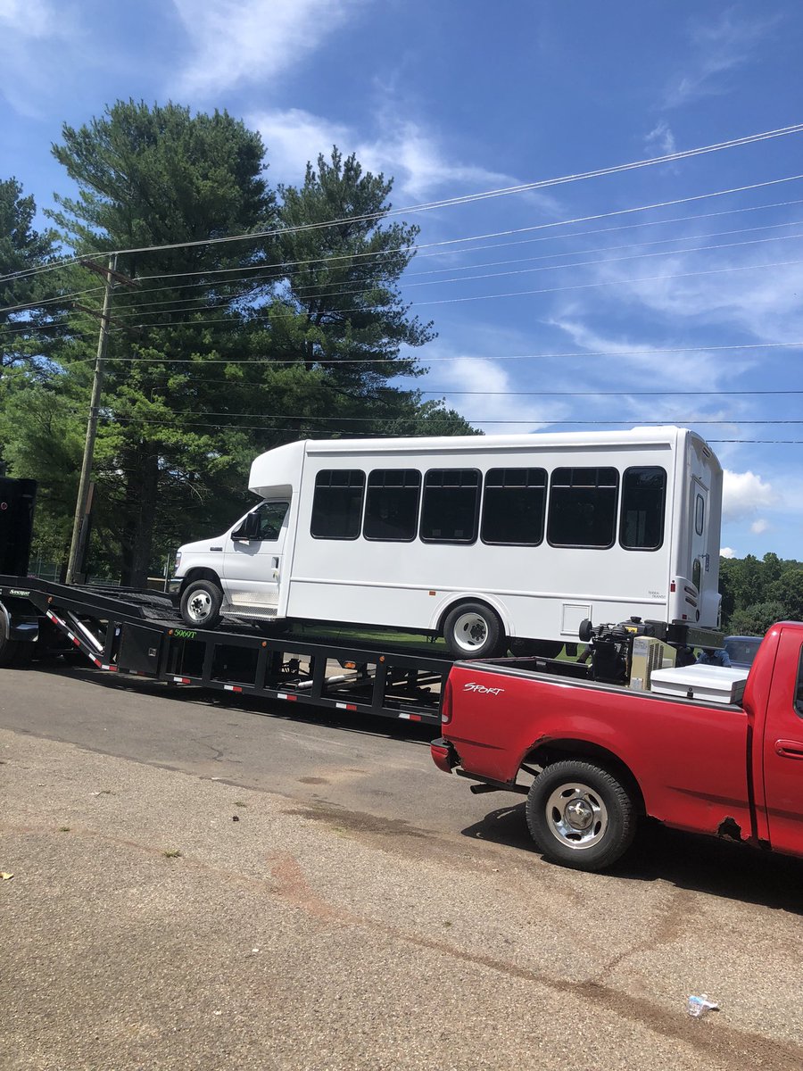 electric_seo's tweet photo. The FIRST EV shuttle bus in Southeast Ohio has safely arrived at the Athens Bus Depot. Can’t wait to get the bus wrapped and put into transit in the fall. Thank you to all involved to make this a reality! #driveelecteic https://t.co/D00l4EkHGU