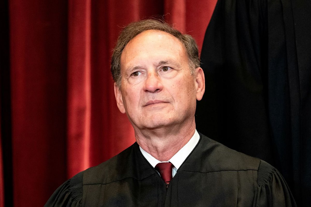 This man sickens me!!!!! U.S. Supreme Court Justice Alito dismisses critics of abortion ruling theglobeandmail.com/world/article-…