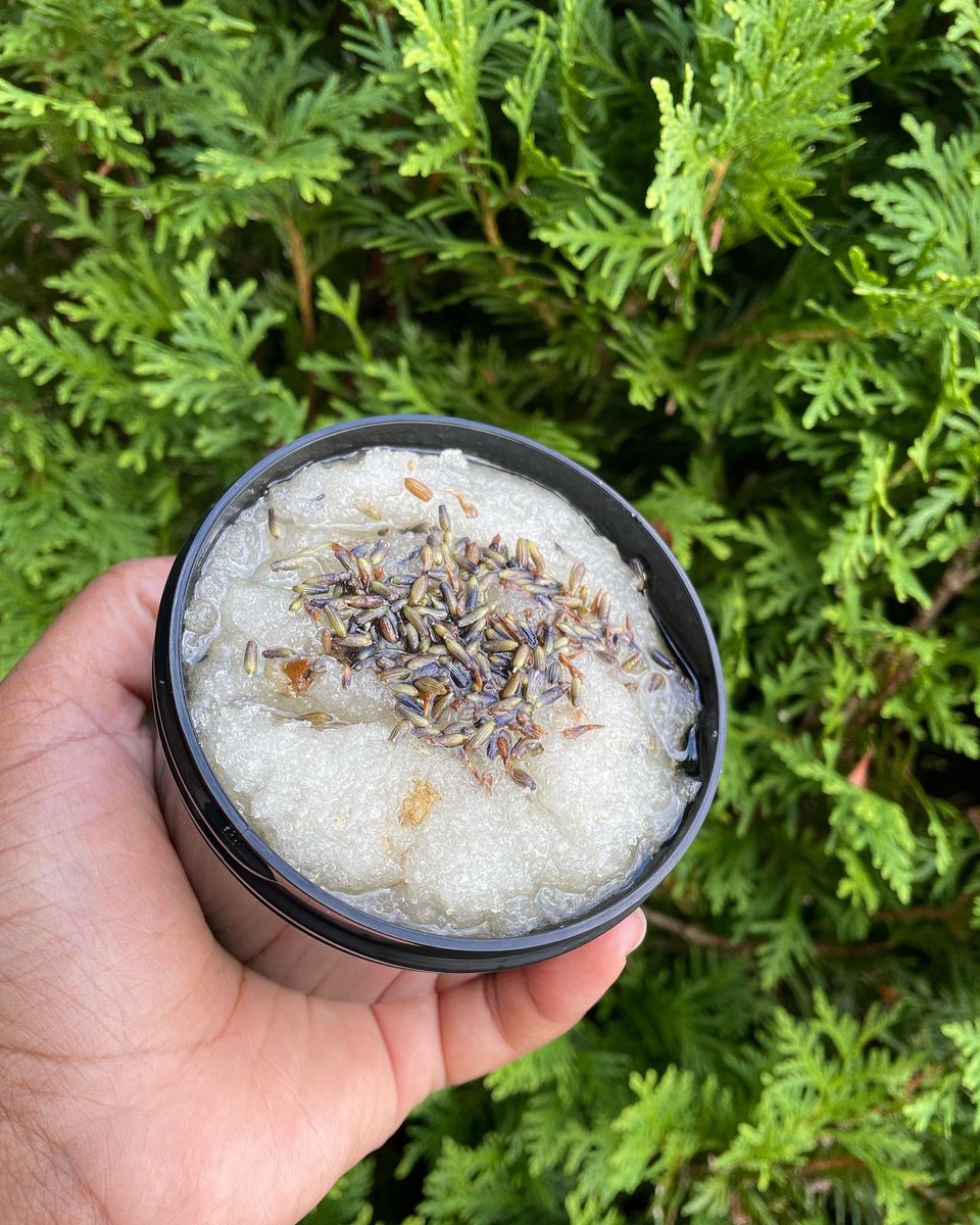 SheaDeshon's tweet photo. Having a hard time getting to sleep at night? Issues with anxiety? Our sleep time scrub and body butter helps to calm the body and soothe it with our natural materials, including lavender and chamomile leaves 💤💤💤  https://t.co/CN1FVTdKUm https://t.co/kZqSS5z46E
