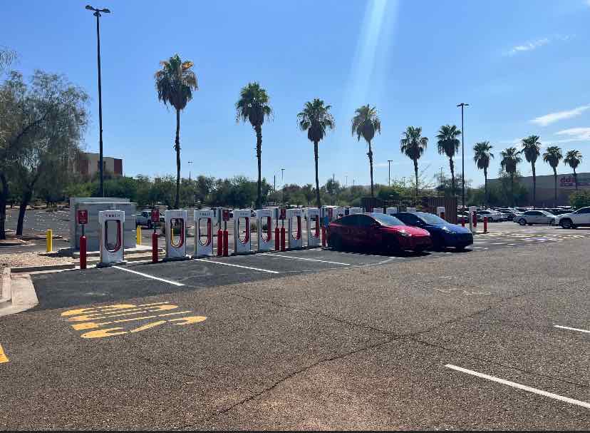 New Tesla Supercharger: Tempe, AZ (14 stalls) tesla.com/tempeazsuperch…