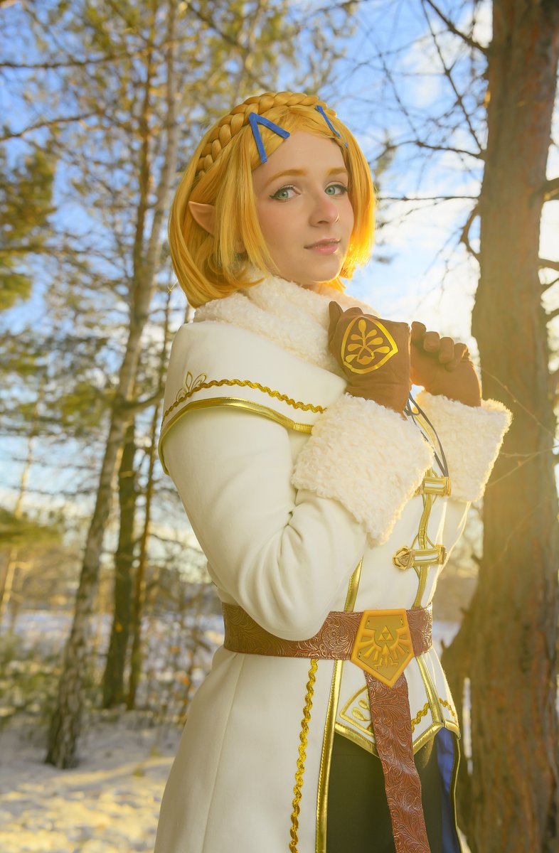 miccostumes's tweet photo. Prefer winter❄ or summer☀? https://t.co/6Mys4FVqAz with our costume 🛒https://t.co/LVE5yFWgFC
#zelda #zeldacosplay #zeldacosplayer #zeldagirl #winterzeldacosplay #beauty #zeldagirlcosplay #winterzelda #cosplay #cosplayer #game #gamer #gamecosplay #streamer #cosplaylife https://t.co/Z9c1b5Nkj6
