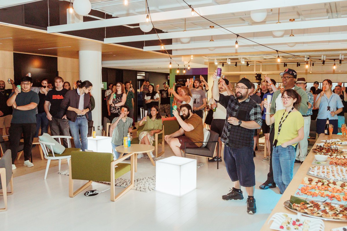 MotiveStudio's tweet photo. Dead Space hit Alpha a few weeks ago and we celebrated yesterday with a party at the studio. 🎉 Congrats to the whole team!

Dead Space a passé l’Alpha il y a quelques semaines et nous avons célébré hier avec un party au studio. 🎉 Félicitations à toute l'équipe ! https://t.co/BVNaqiHYBU