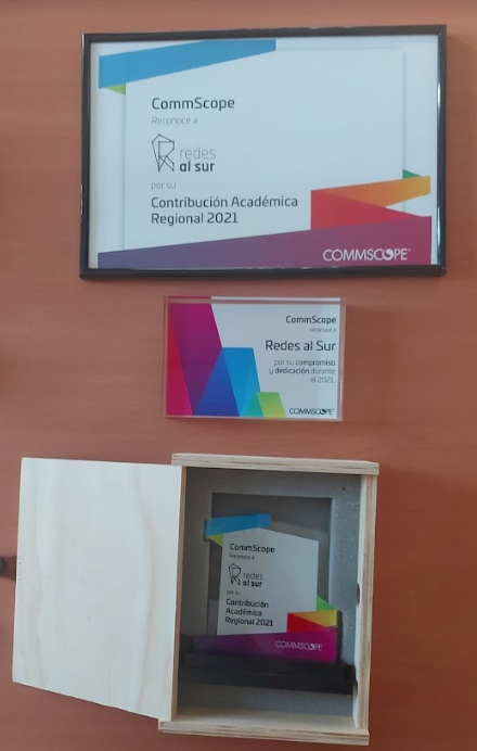redesalsur's tweet image. Hoy participamos del #TechUpdate @CommscopeLATAM , evento dirigido a la comunidad #PartnerPRO , en donde fuimos galardonados con dos premios. Gracias a todo el equipo de @CommScope  por el reconocimiento. Es un orgullo para nosotros formar parte de esta gran comunidad de partners