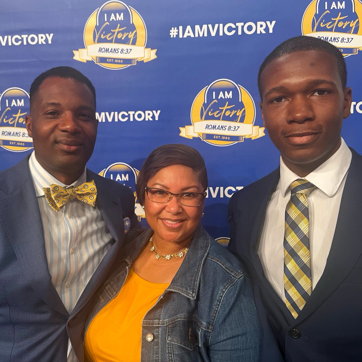 VCCcharlotte's tweet photo. π Victory Family & Friends, y'all looked so good in your blue and gold for #IAMVICTORYDAY2022!
Continue to tag us @vcccharlotte and use #vcccharlotte #IAMVICTORY #IAMVICTORYDAY2022 when you post OR visit https://t.co/hTsyiESPDf to submit your photos for a chance to be featured! https://t.co/vp93yqyTFH
