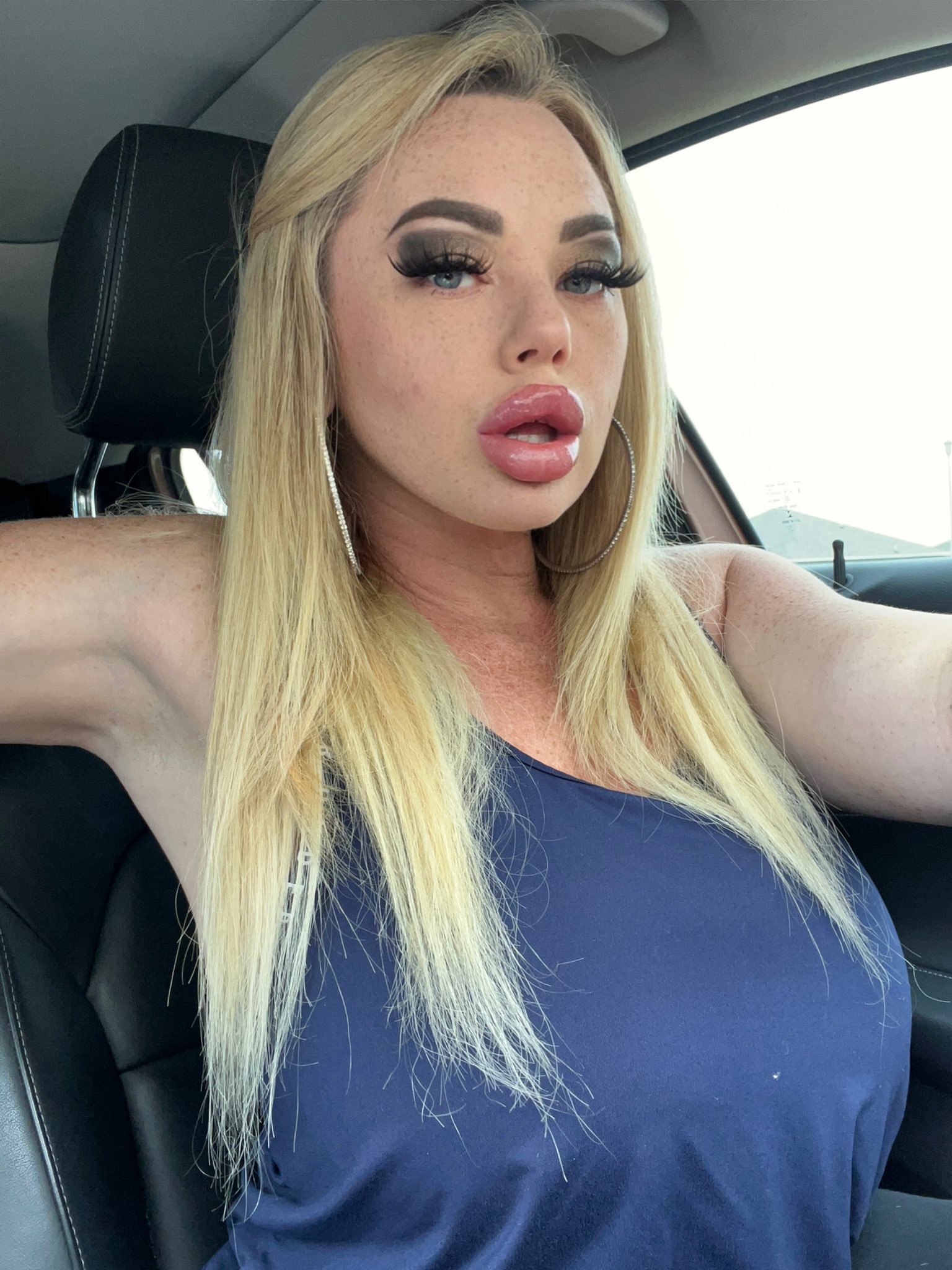 TW Pornstars - Katrina Thicc. Twitter. Gonna go prowl at the gym😈. 9:01