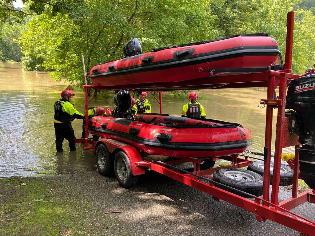 Olivia Bailey on Twitter "RESCUES CONTINUE Bristol, Virginia Fire