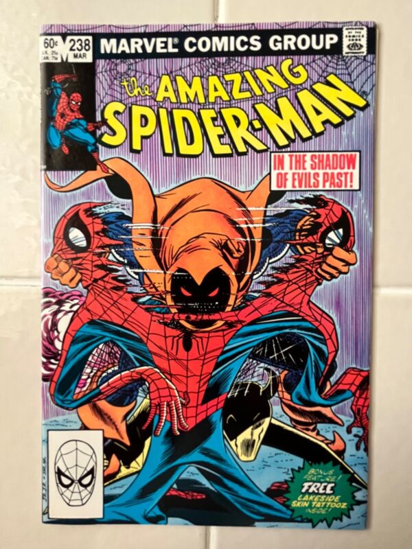 RT @ComicsModernAge: Amazing Spider-man 238, March 1983 issue, with tattooz  https://t.co/WvzViiu6Mq https://t.co/LWpFlZQjxr