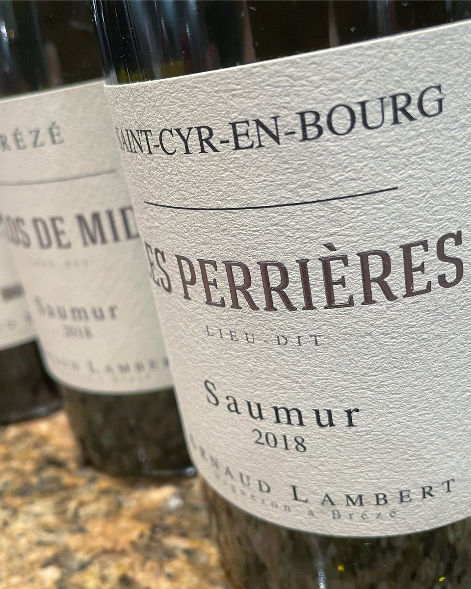 chriswinedoctor's tweet photo. More Loire 2018s tonight, including this trio from Arnaud Lambert. Full report to follow. #saumur #loire #loirewine #cheninblanc #drinkchenin #fandechenin #arnaudlambert https://t.co/RqkdQtbZdq