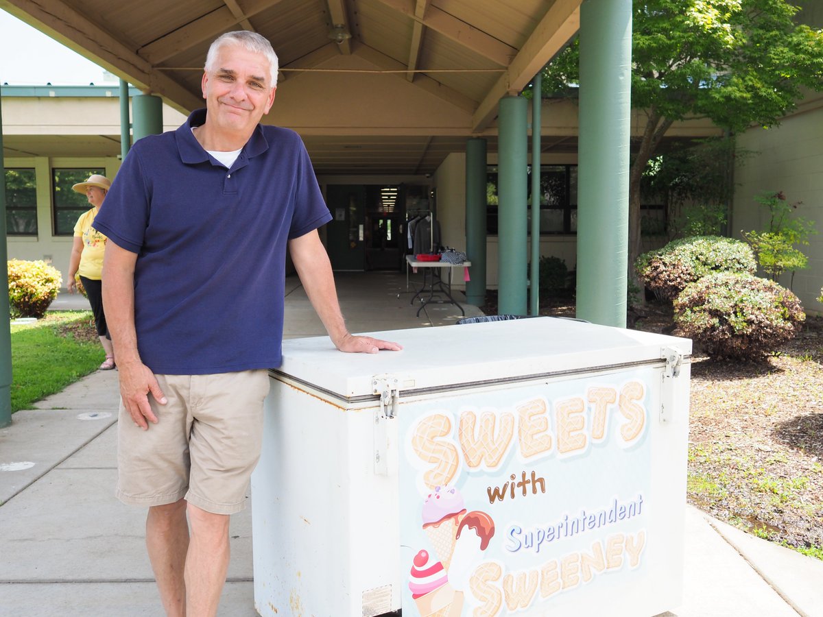 Grants Pass School District 7 tweet media