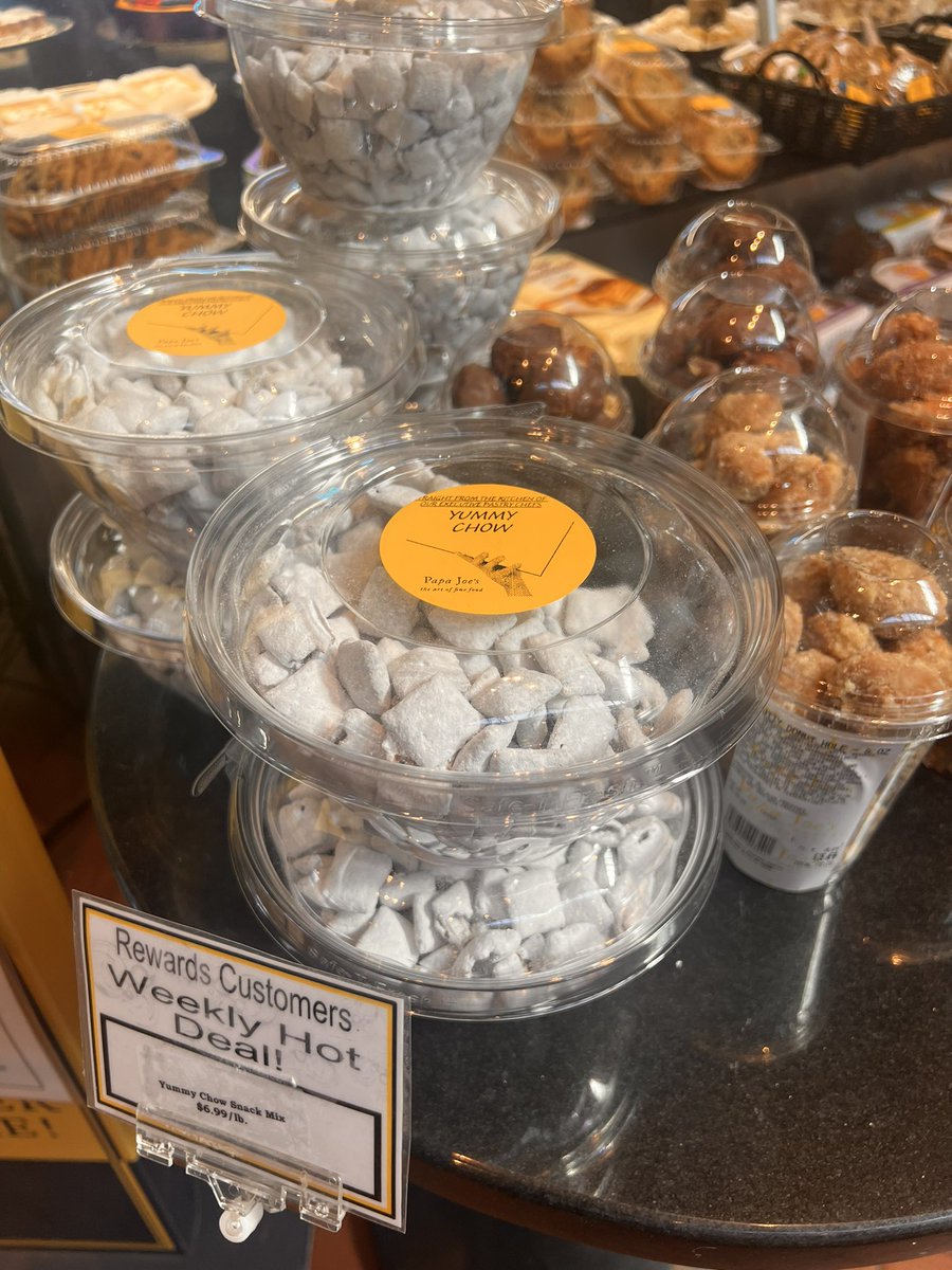 _andrewrusso's tweet image. Would this also be like custom metadata? @MikeGerholdt &amp;amp; @adam17amo #OffBrand #MidwestProblems