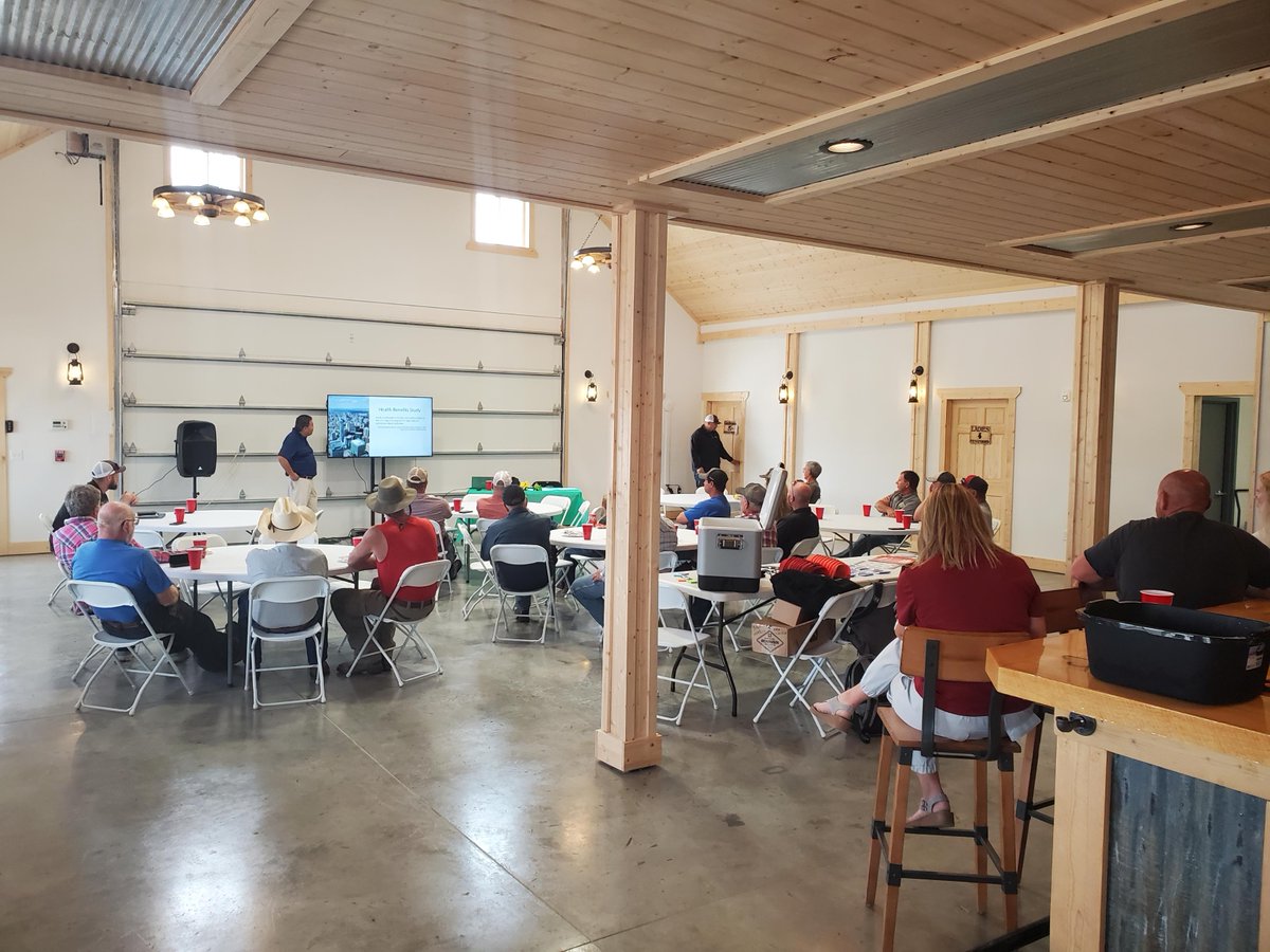 FVCoop's tweet photo. Fueling Your Farm sponsored by @megcorpmn &amp; @NESoybeanBoard was a great event to gain knowledge on biodiesel and how farmers can use it. Participants also learned how they can save up to $500 in fuel credits by implementing biodiesel in their operation.
#biodiesel #savemoney https://t.co/LTpciXMQz4