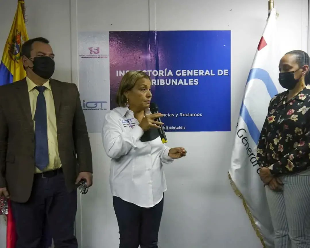 gladysrequena's tweet photo. #28jul Estoy muy feliz porque este jueves junto al Magistrado Dr. Malaquías Gil, Presidente de la Sala Política Administrativa del (TSJ) y a la Magistrada Dra. Caryslia Beatriz Rodríguez, Presidenta de la Sala Electoral, inauguramos la oficina 64° de la @IGTaldia https://t.co/Y820LVU9Qg