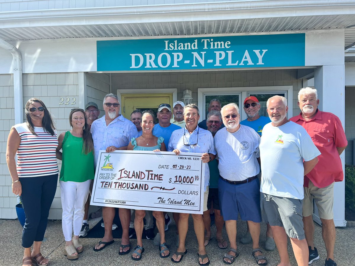 When the love &amp; compassion w/in the school connects w/ the love &amp; compassion w/in our community magic happens for #CBSeaStars. Grateful for our incredible partnerships w/ Island Men &amp; Island Time in helping us meet the afterschool &amp; summer needs of our families. #5StarDifference