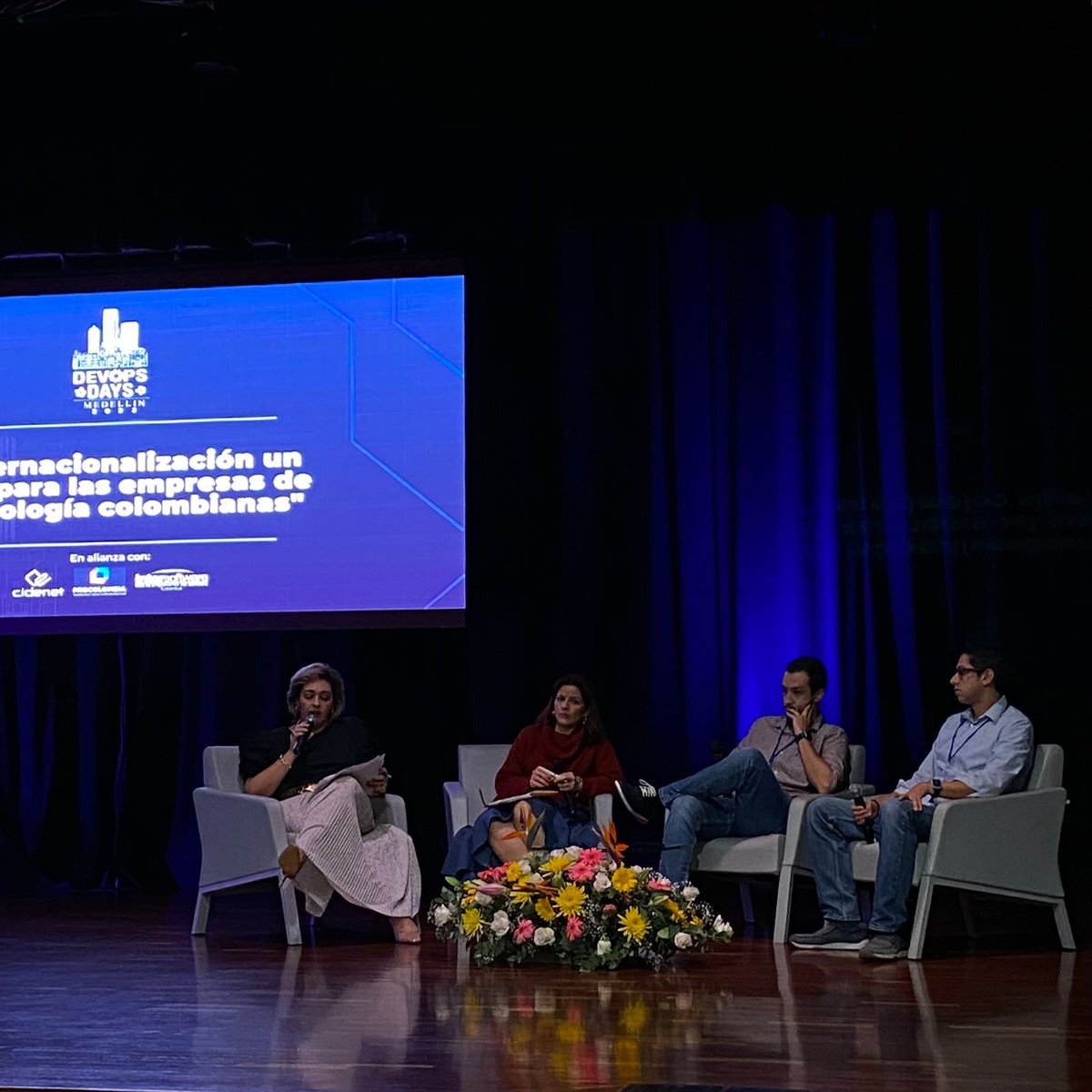 Cidenet_SAS's tweet image. Cidenet was present at #DevOpsDays2022 with the opening panel where Bryan Zapata (CEO) and Jerónimo Zuluaga (CMO) spoke about the company&apos;s internationalization experience.

#CidenetEvents #DevOpsDays
