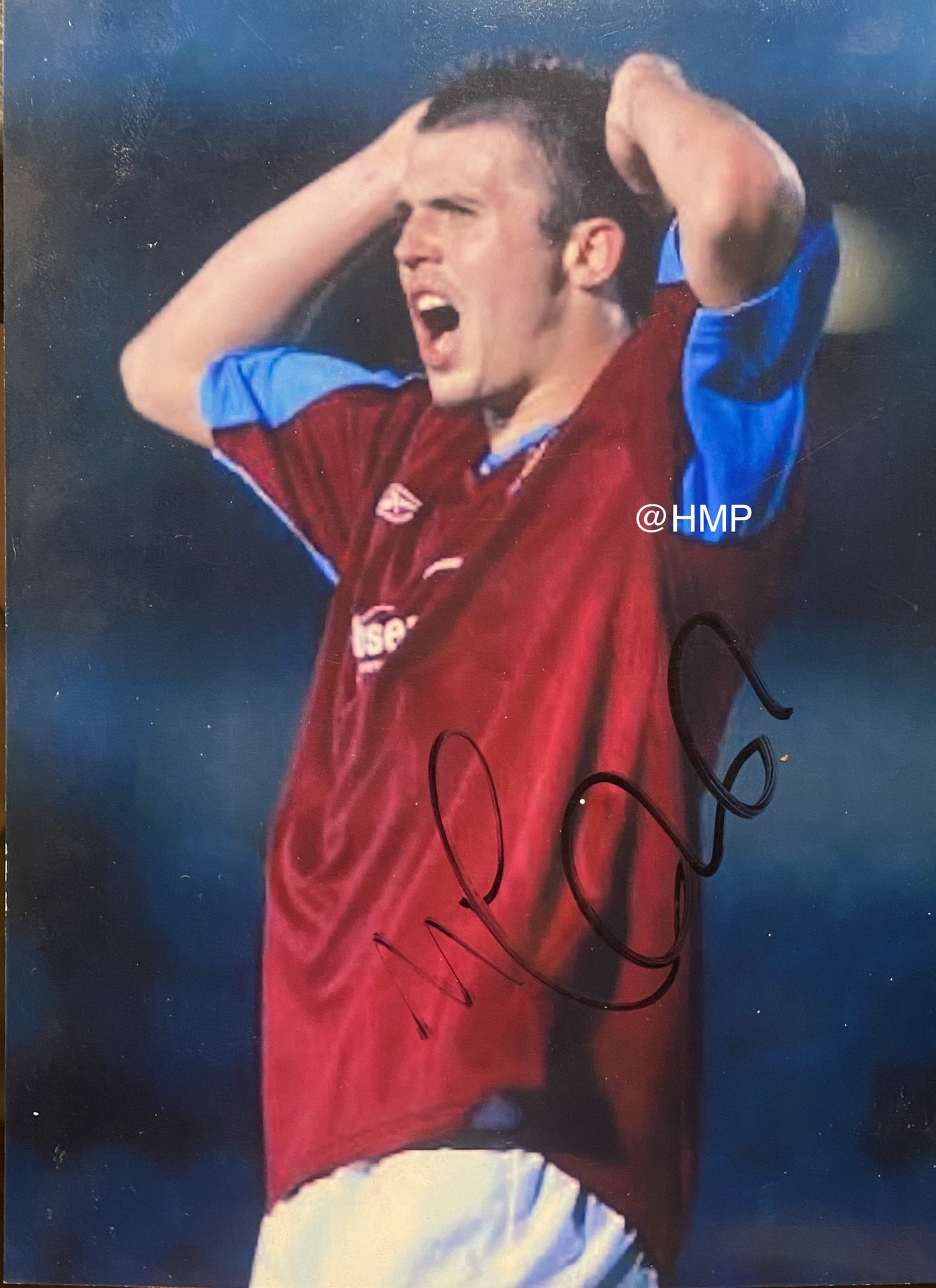 Happy 41st birthday to Michael Carrick,many happy returns,hope u have a great day!         