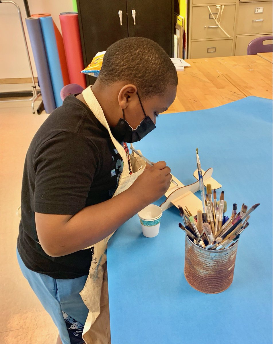 erescnj's tweet photo. Arts &amp; Crafts is always fun at our Annual ESY Summer Program at Essex Junior Academy! 

#SummerFun2022 #SummerAtEJA #SummerAtERESC #ESY #ERESCForward https://t.co/luMbalHgtA