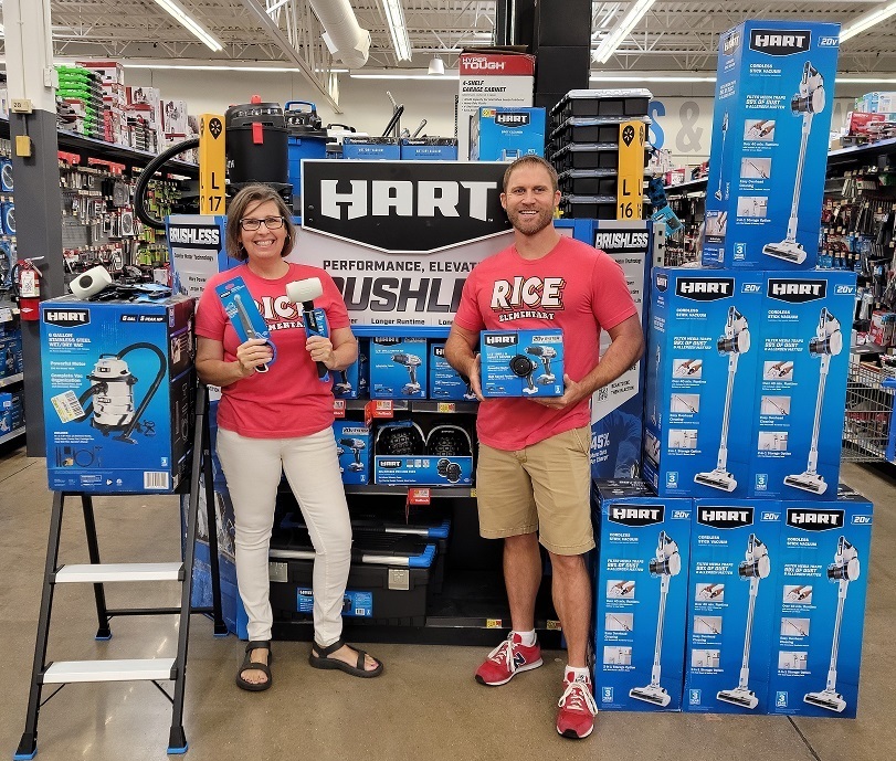 RiceTylerISD's tweet image. Thank you @walmartgiving for supporting @RiceTylerISD students with a STEM lab grant! We enjoyed meeting with your local @HartToolsUSA representatives and purchasing some great supplies for our students and teachers! #ItTakesaTEAM #walmartgiving #DoItWithHart #walmart