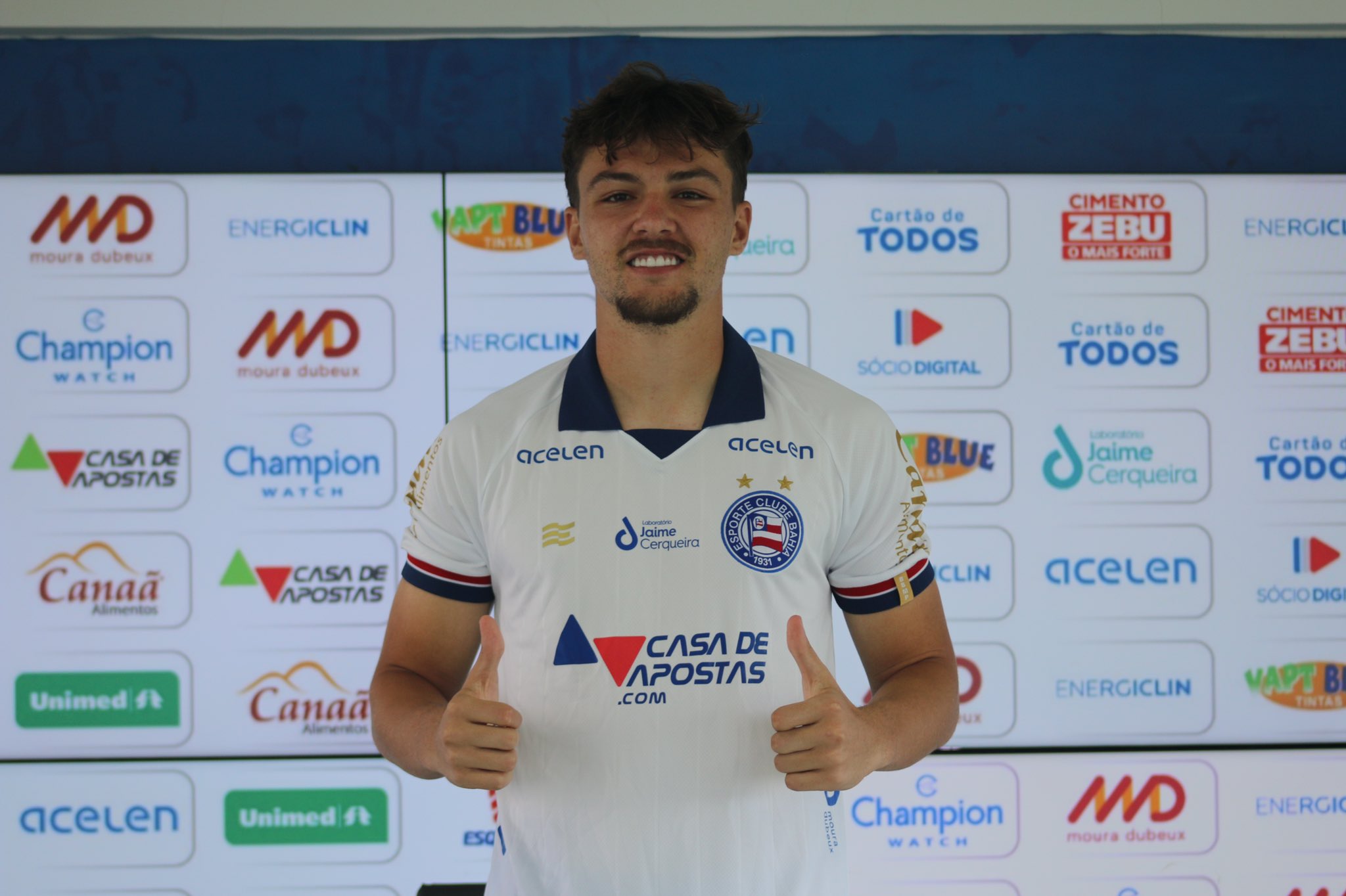 FYyXM5yXwAAGeXa?format=jpg&name=large