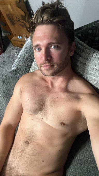 Crashing early everyone. Sorry for the quick exit. Feeling nauseous and a little dizzy. Think I&rsquo;ve just<a href="/tag/flirtoween"class="tags"><span>#flirtoween</span></a>
