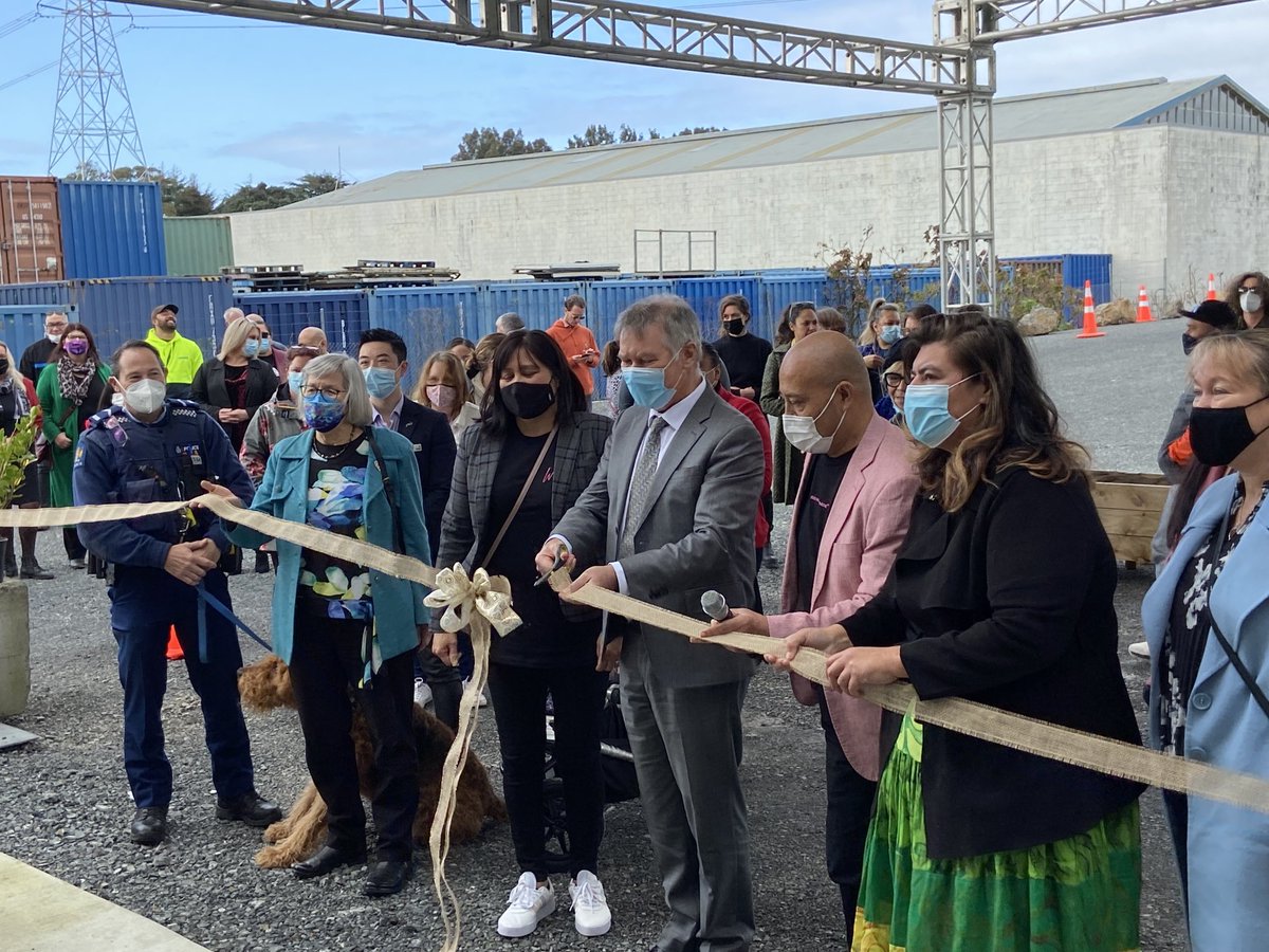 A great community effort to help reduce waste - the Onehunga Community Recycling Centre - officially open!
