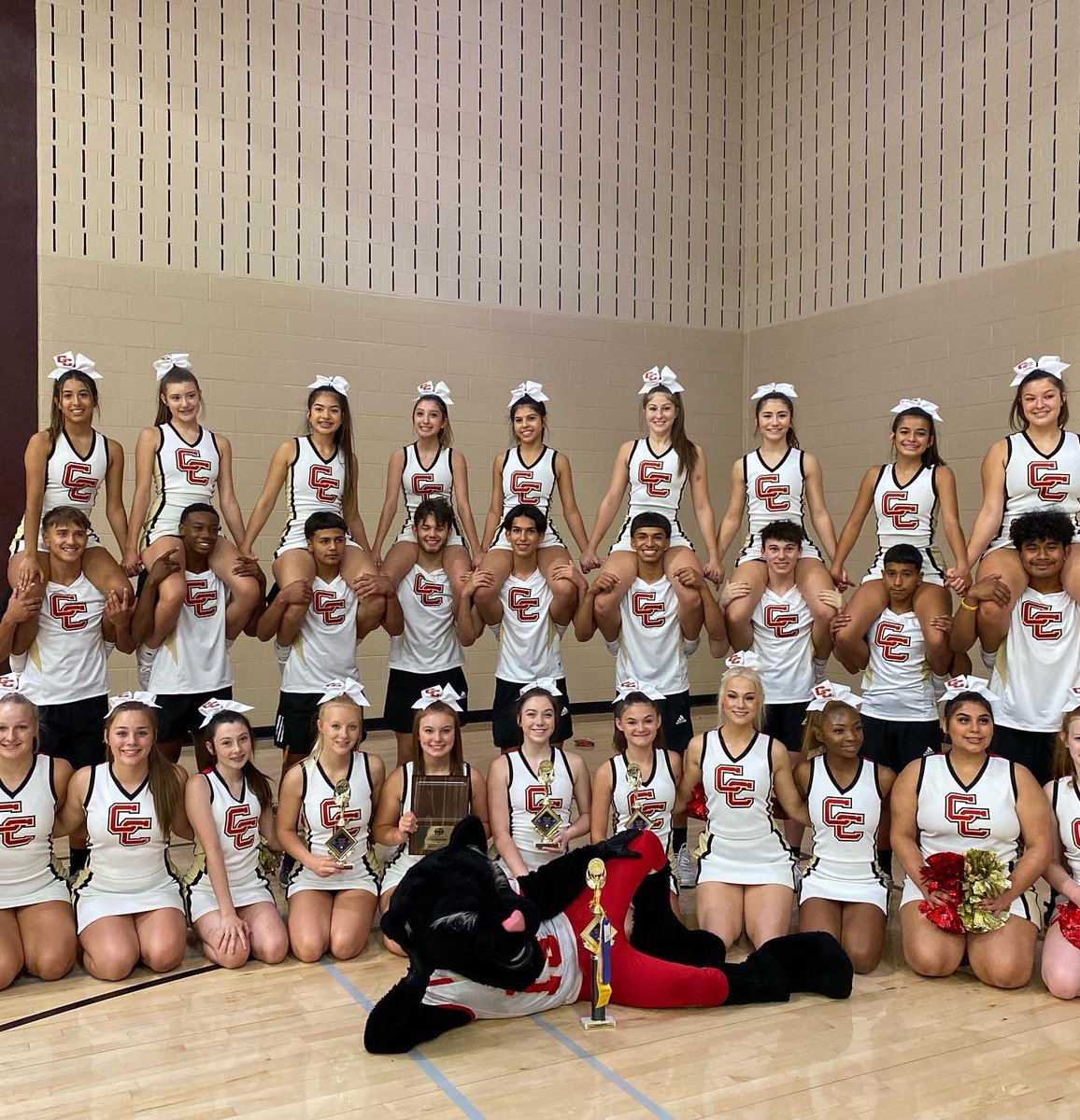 Our season officially started at camp!  So proud of this young team!  Way to bring the 🔥Creek!!  #EveryDayEveryWay. #YouWishYouWereAPanther
<a href="/UCAupdates/">UCA</a> <a href="/CaneyCreekHS/">Caney Creek High School, Conroe ISD</a>