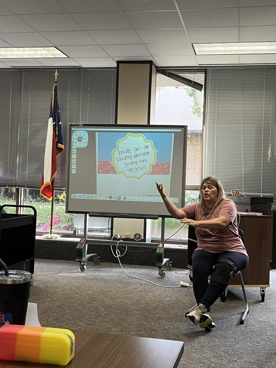 PK_Kcathyelster's tweet photo. Decker teachers ensuring their classrooms are set up for success! Thank you, Becky!! @TISDDPES https://t.co/dGnSqMO8VN