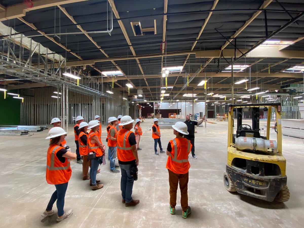 procoretech's tweet image. Employees from #ProcoreHQ recently got the opportunity to visit one of A.J. Padelford &amp;amp; Sons Inc.&apos;s #jobsites to learn how their teams are using Procore every day to streamline communication from the site to the office. What a great experience! @ProcoreJobs