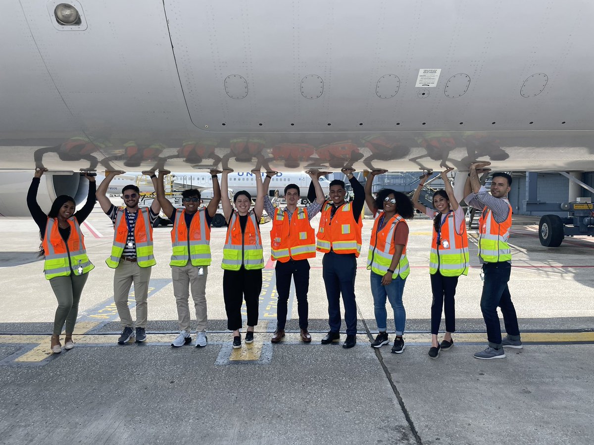 Becky Selzer tweet media