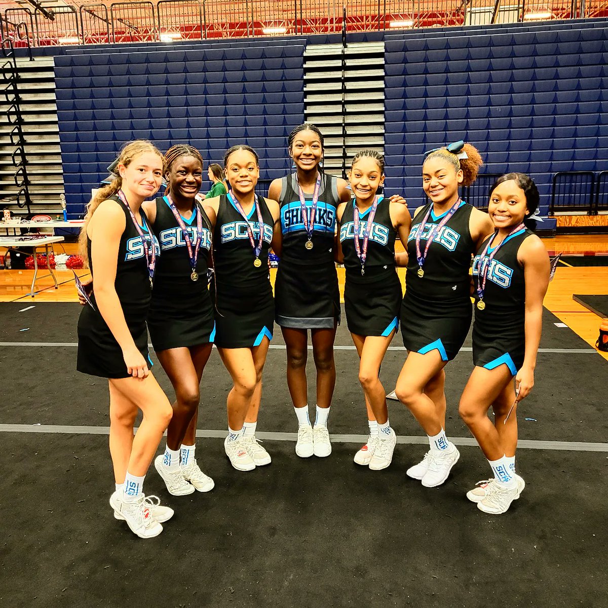 schssharkscheer's tweet image. 🔹️7 All-American Award Winners
🔹️1 Overall Camp Leadership Award Winner
🦈 #finsupcreek