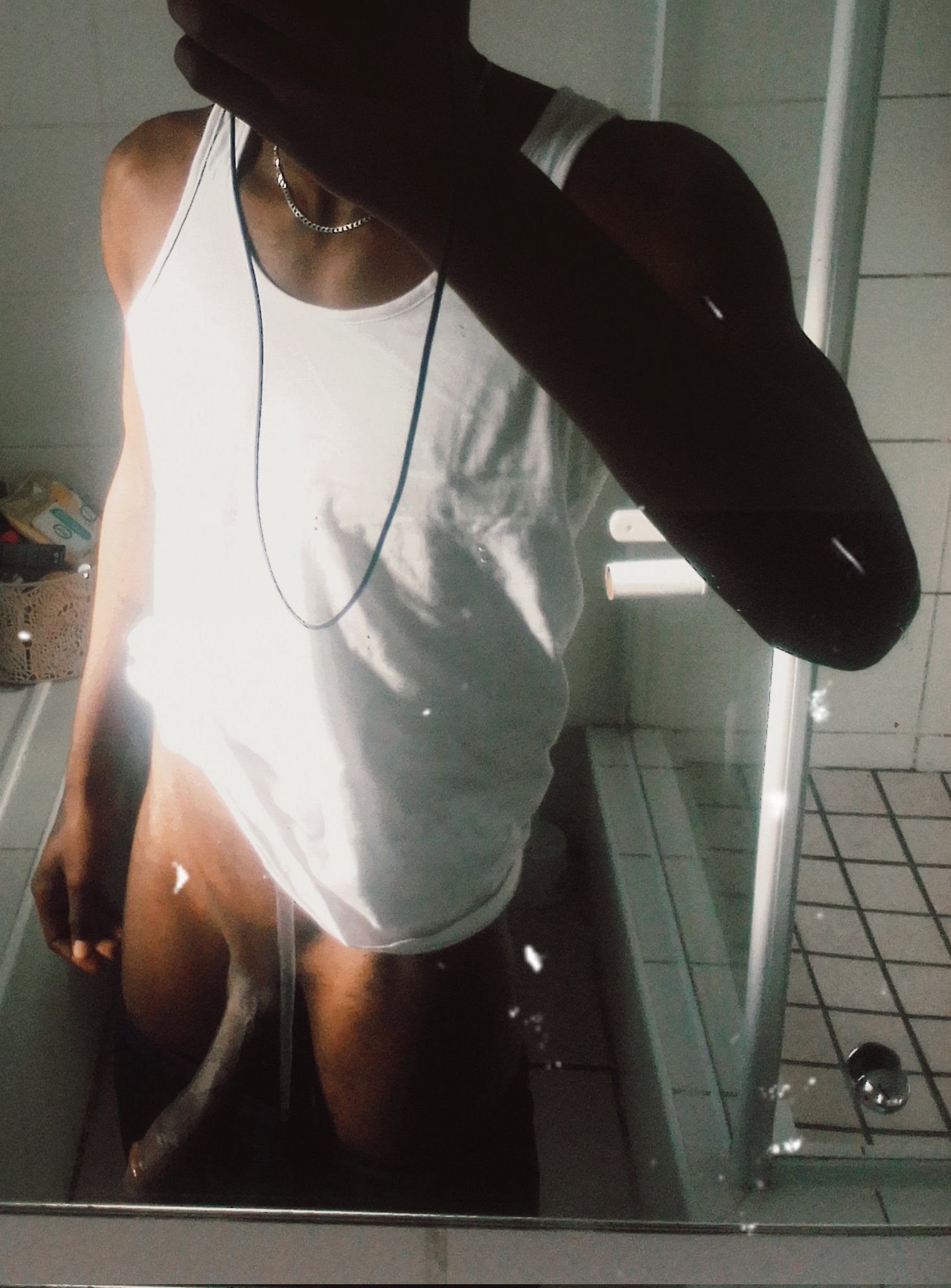 DM for private content and services.🌊🌊 https://t.co/HZeQqcmHLr