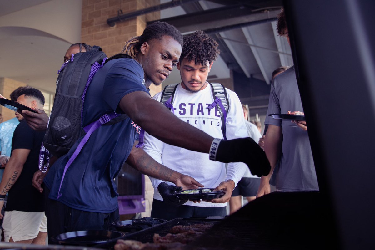 KStateFB's tweet image. Cats cooking on the concourse