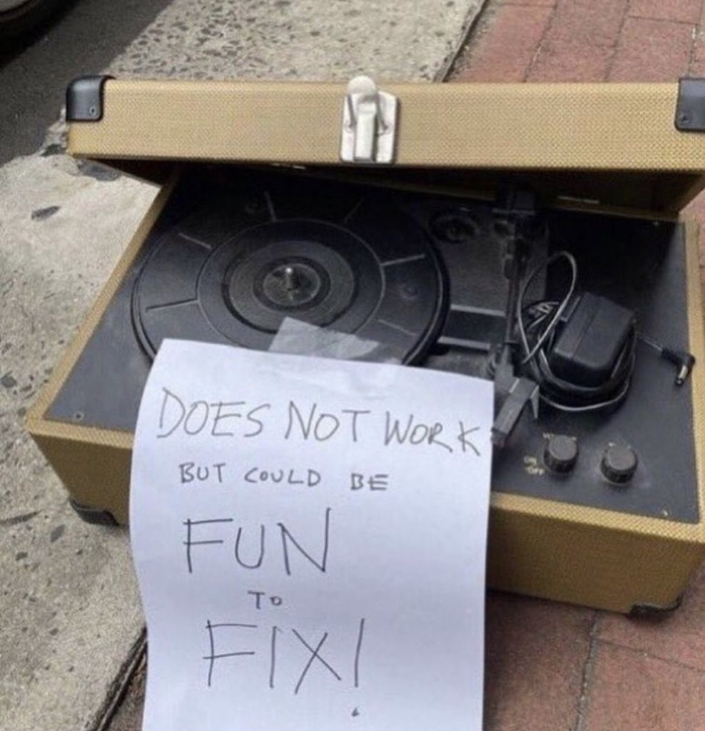 alancarroII's tweet image. Saw an advertisement for Cardano today