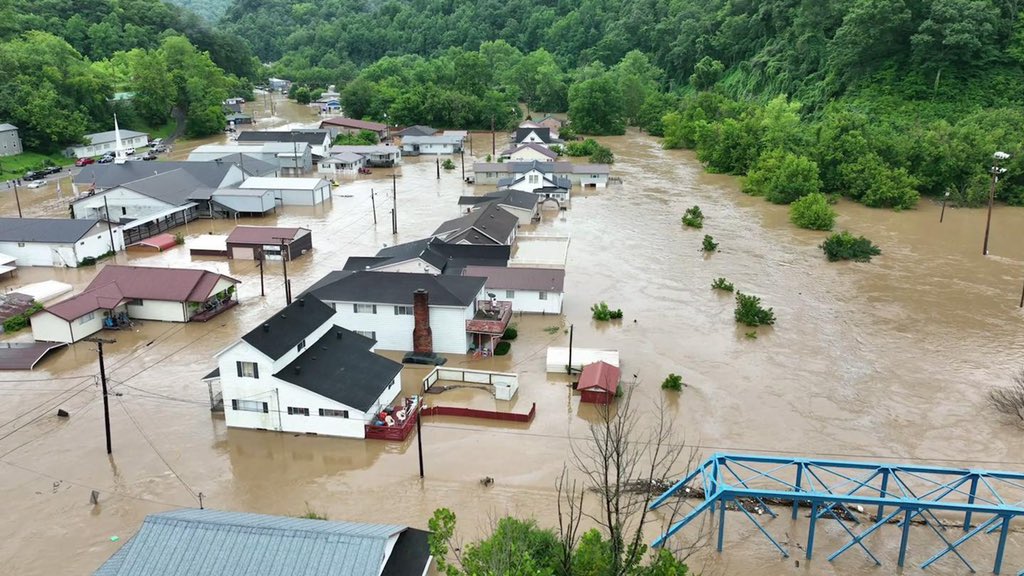 FEMA Urban Search and Rescue assets have been deployed to Southeastern Kentucky. Water Rescue assets from OHIO TF1, INDIANA TF1 and Tennessee TF1 along with an Incident Support Team have been activated to assist with record flooding. #Kentuckyflood