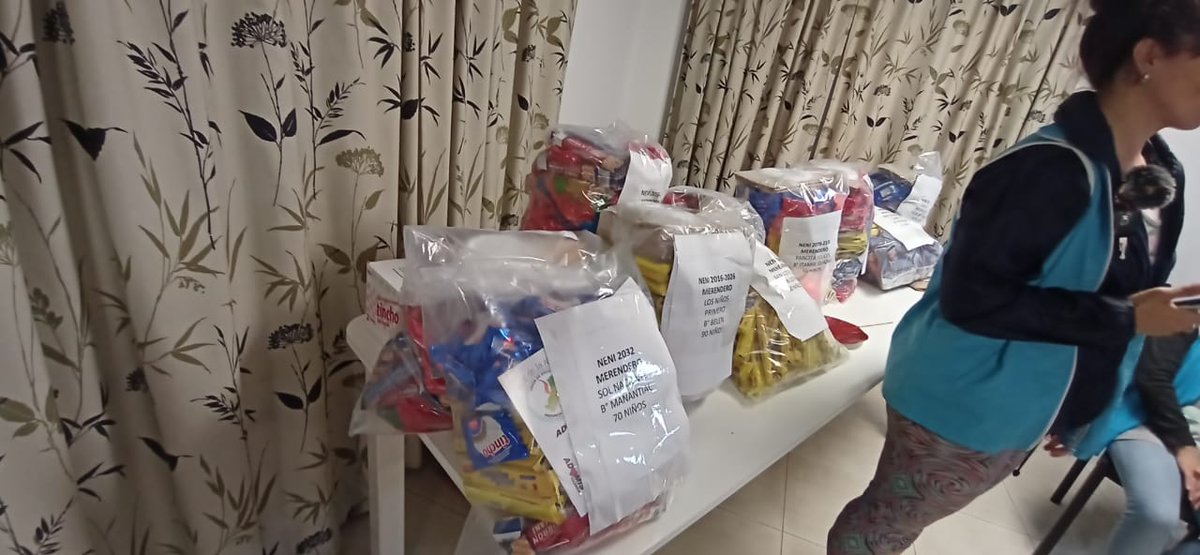 Encuentro de trabajo con Delegadas departamentales, escolares del Nivel Inicial Capital además de la presencia del Presidente de nuestra agrupación Christian Dechat  y el Sec General <a href="/grillo141/">Ruben Dario</a>.  En la misma se diagramaron actividades a realizarse  durante el mes del Niño.