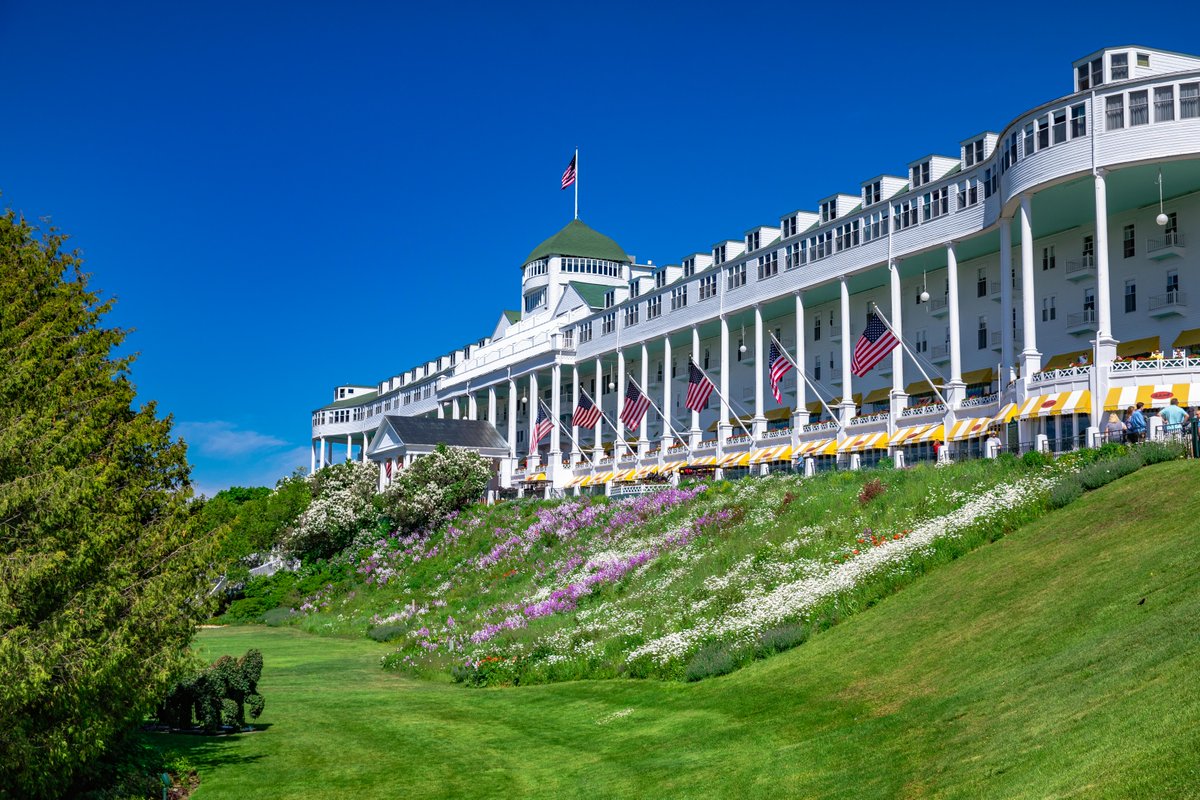 Learn the latest in #anesthesiology at our upcoming conference in Mackinac Island, MIchigan! The 5th Annual Anesthesiology Update course is August 12-14 - register today: mayocl.in/3t0USzU @MayoAnesthesia