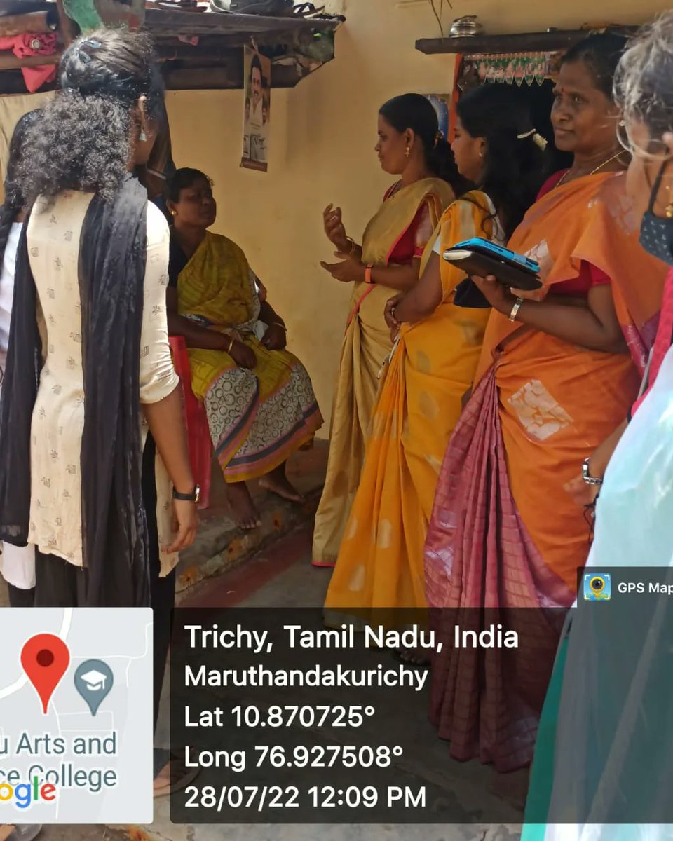 CauveryFor's tweet photo. The NSS Programme Officers Dr.M.Neela,  Dr.G.Metilda Bhuvaneswari, Dr.N.Sathammai Priya and  20 NSS Volunteers visited the Anganwadi and interacted with the children and the teacher about their health status on 28.07.2022 at Malliaimpathu village..
#yojana #anganwadi https://t.co/aViAarju2o