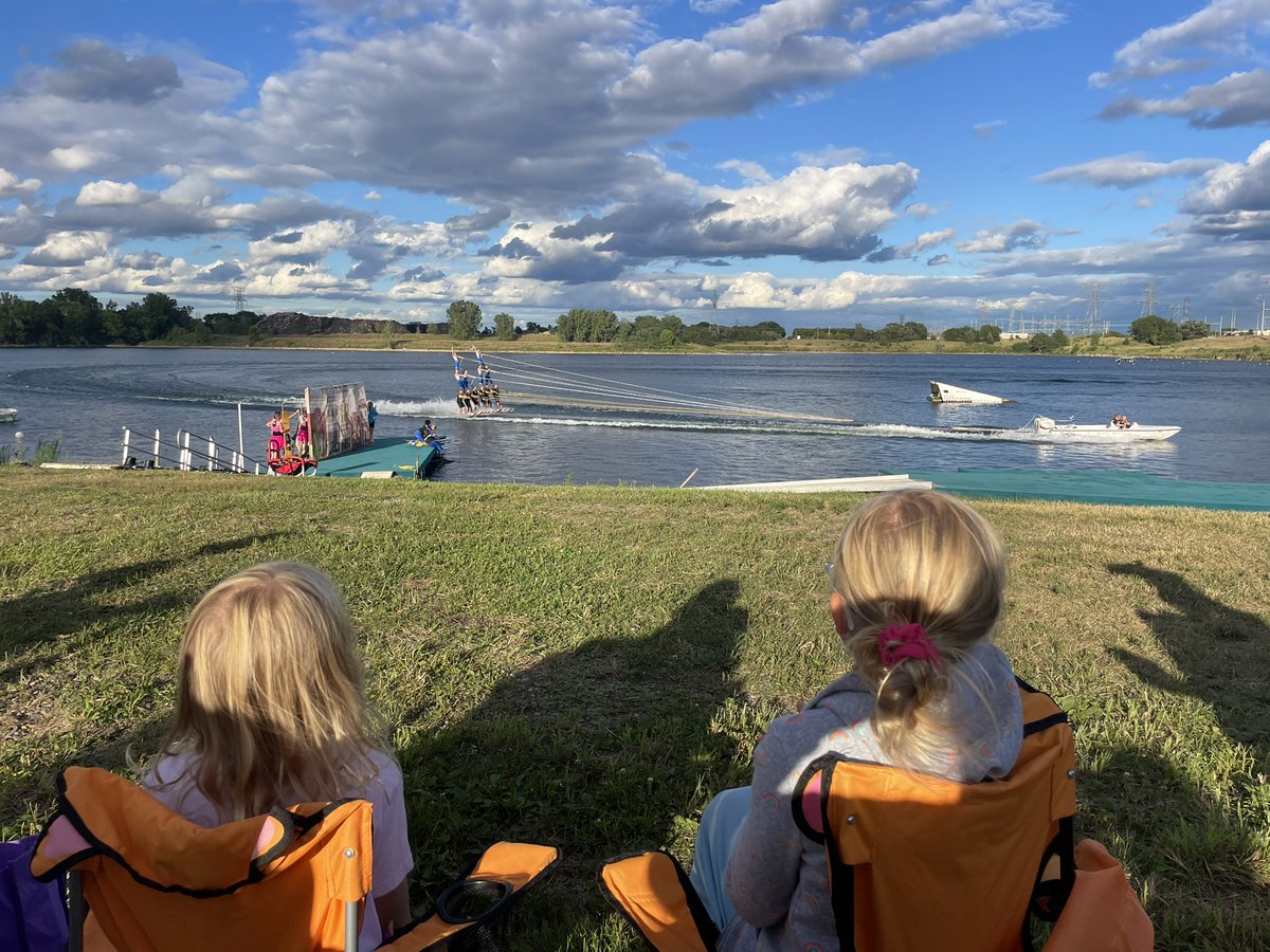 Sweeney Phy. Ed. tweet media