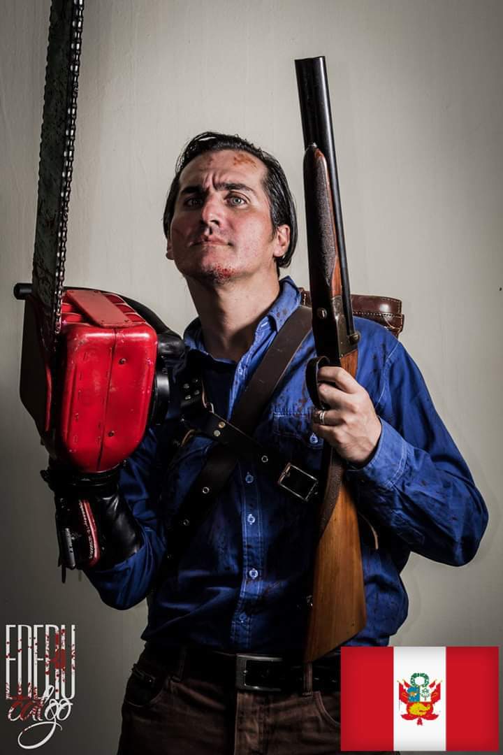 GioCosplayer's tweet photo. FELÍZ DÍA DE LA INDEPENDENCIA DEL PERÚ (28 DE JULIO, 1821) PARA MÍ ADORADÍSIMA FAMILIA Y PARA CADA UNO DE USTEDES, MIS QUERIDOS AMIGOS Y FANS, CUÍDENSE Y QUIÉRANSE MUCHÍSIMO:

"SOY PERUANO Y LO DIGO CON ORGULLO: AMO MI COSTA, AMO MI SELVA Y AMO MI SIERRA"

ASH 'EL JEFE' WILLIAMS https://t.co/npI4nmRSsq