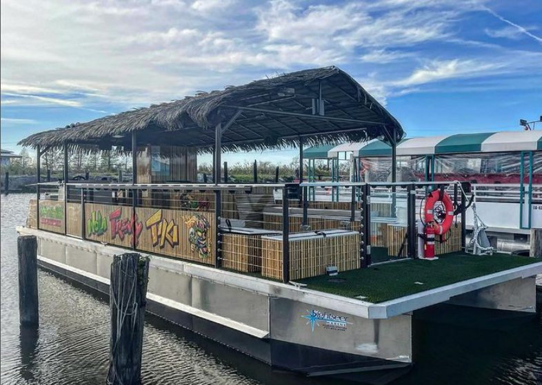 theBrokerList's tweet photo. Going to #CREiSummit? Get your #BoozeCruise tickets now. I mean tonight. We have a few left and I have been selling them on Linkedin tonight and they are going fast! DM me or whatever to get the details on how to pay, but tell me if you are joining us! #FreakyTiki https://t.co/ytusp3ycpQ