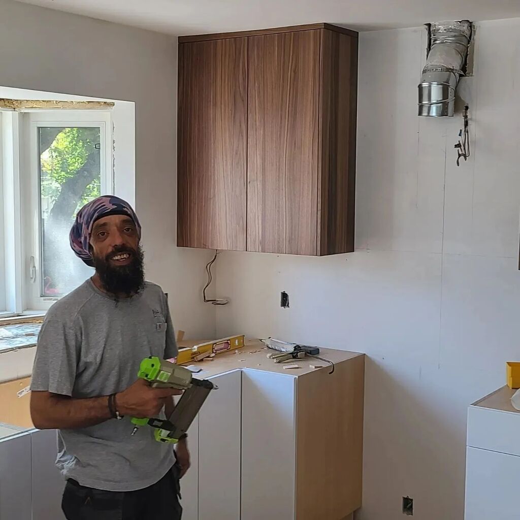 MichaelBDesign's tweet image. We&apos;ve been busy, really busy, creating some marvelous new spaces for amazing clients. Will try to be better in sharing these stories but for now, here&apos;s some of the talent making kitchen dreams comes true

#teamwork
#total reno instagr.am/p/CglIQoJLbck/