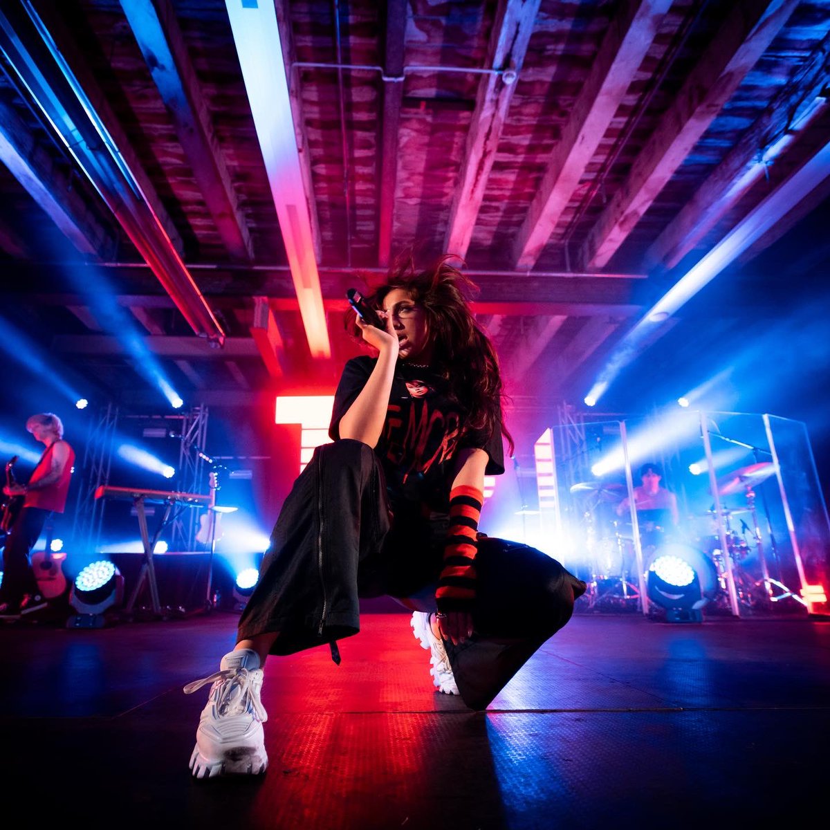 SonyMusicNZ's tweet photo. We loved having @tatemcrae in Aotearoa for the first time last weekend! What an insane show 🔥🎉❤️

📸: Tom Grut
@LiveNationNZ https://t.co/0uibOx3xob