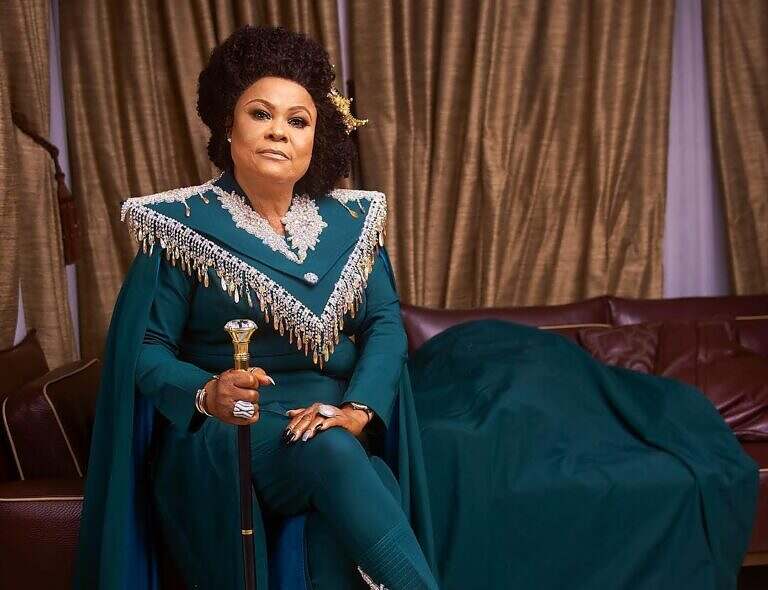 bobojaytv's tweet image. Why I Took My Kids To Study Abroad - Veteran Actress, Sola Sobowale Opens Up
DETAILS 👇☛ bobojaytv.com/why-i-took-my-…

Please follow us &amp;amp; retweet
#actress #asuu #ChudeJideonwo #Education