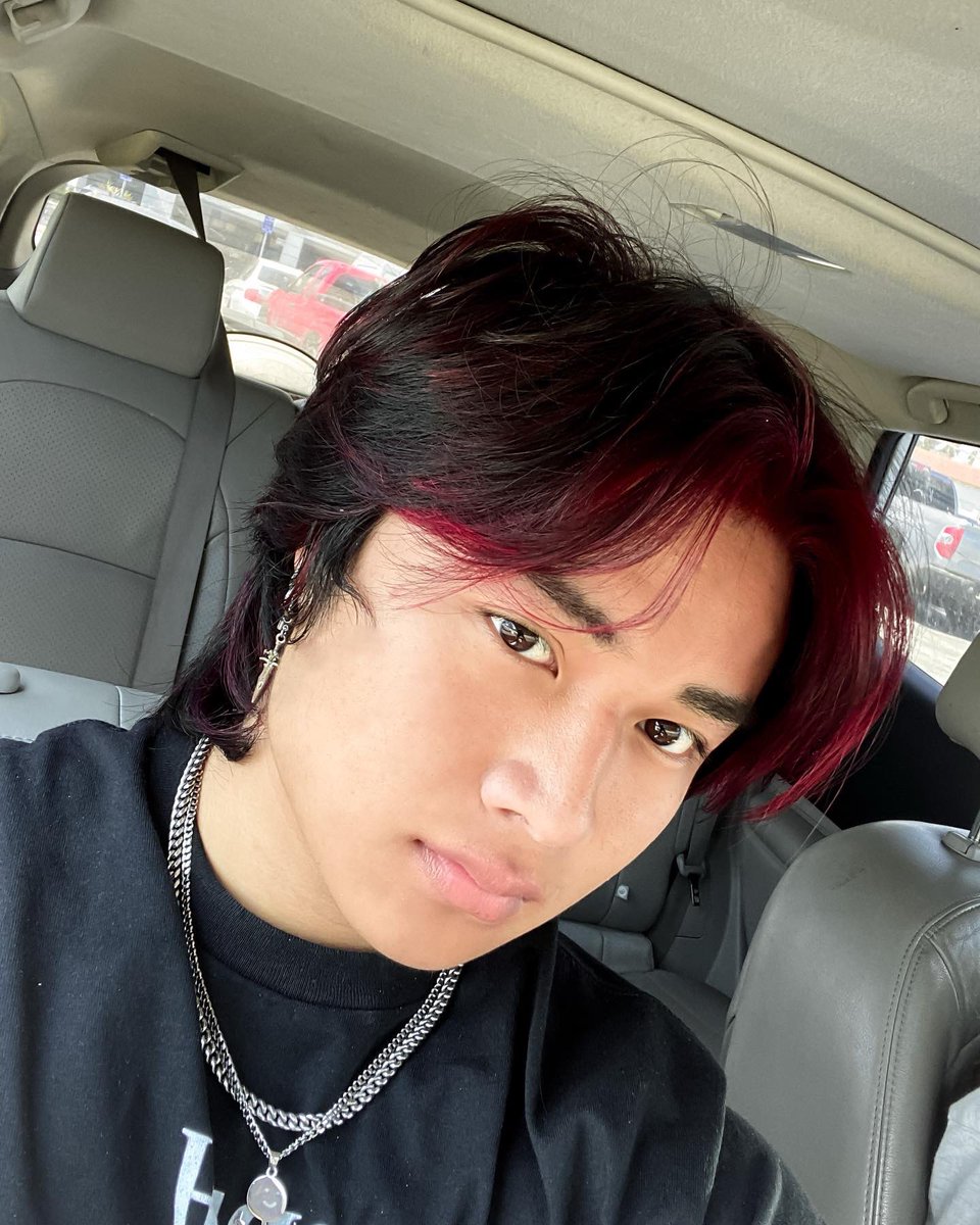 daily_kane0's tweet photo. my cherry 🍒 https://t.co/Uu4ojax9Y3