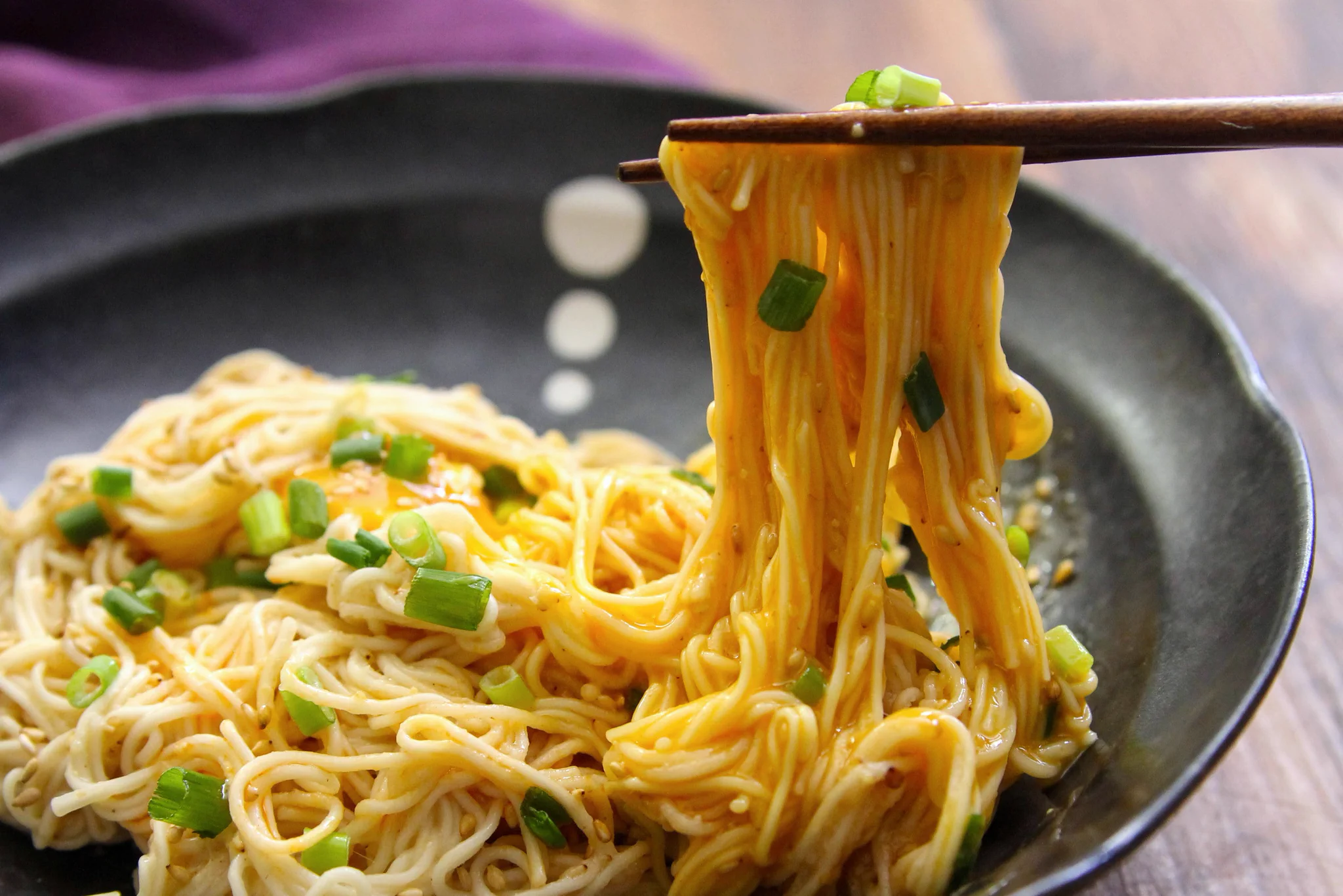 油そば好きさんに喜ばれる味？！とっても美味しそうでするする食べられちゃいそうな「素麺」レシピ！